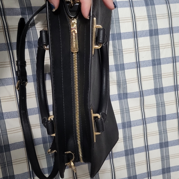 michael kors satchel quinn - Picture 8 of 13